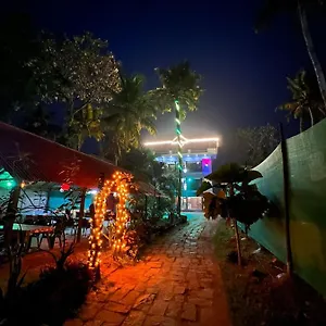 Mohans Ayurvedic Beach Hotel Varkala